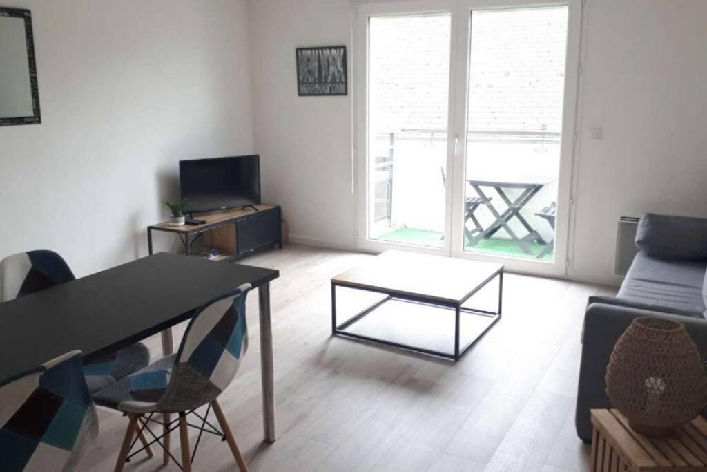 Magnifique 2 Chambres Appartement *